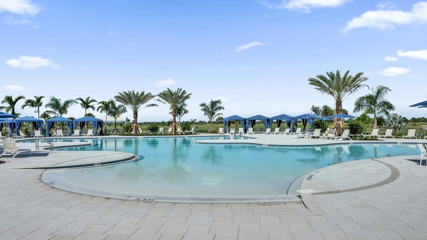 Astor Creek Golf & Country Club Marks the First Anniversary of Its Clubhouse