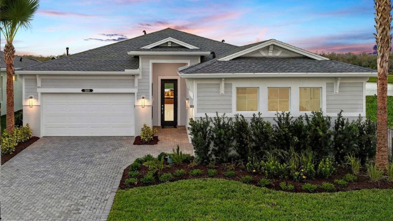 Woodland Preserve model home / nature streetscape