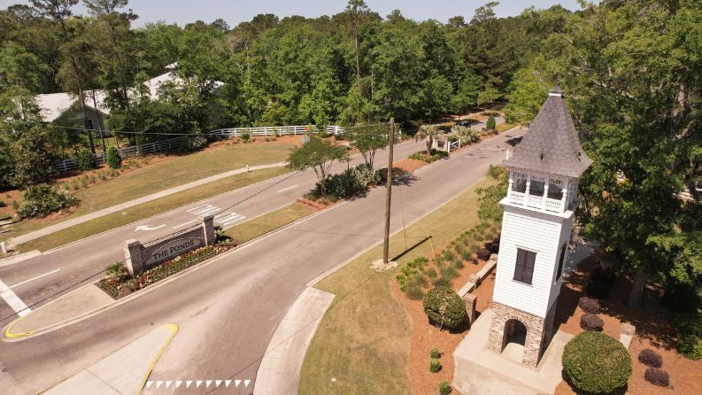 About The Ponds Summerville Community