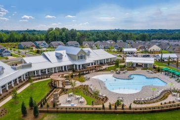 Amenities at Cresswind Charlotte clubhouse and outdoor spaces