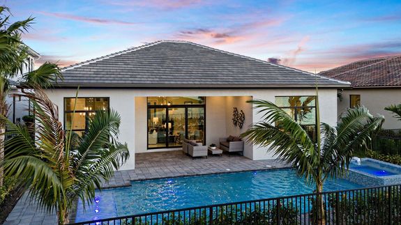 Outdoor living, florida new homes, active adult