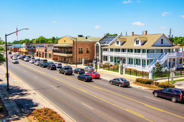 Gulf Coast lifestyle near Foley Alabama and Gulf Shores beaches
