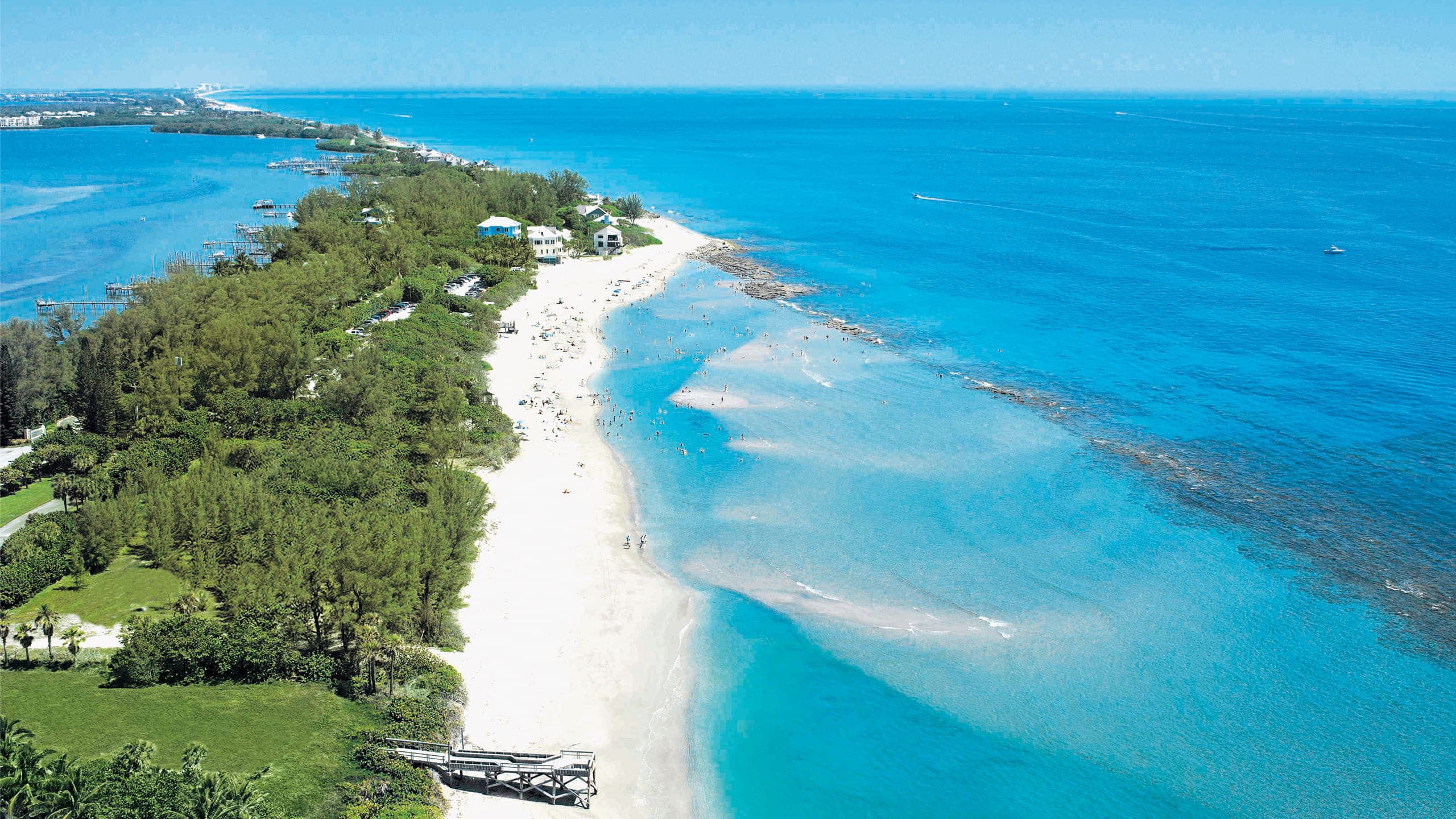 Bathtub Reef Beach shoreline in Stuart, Florida