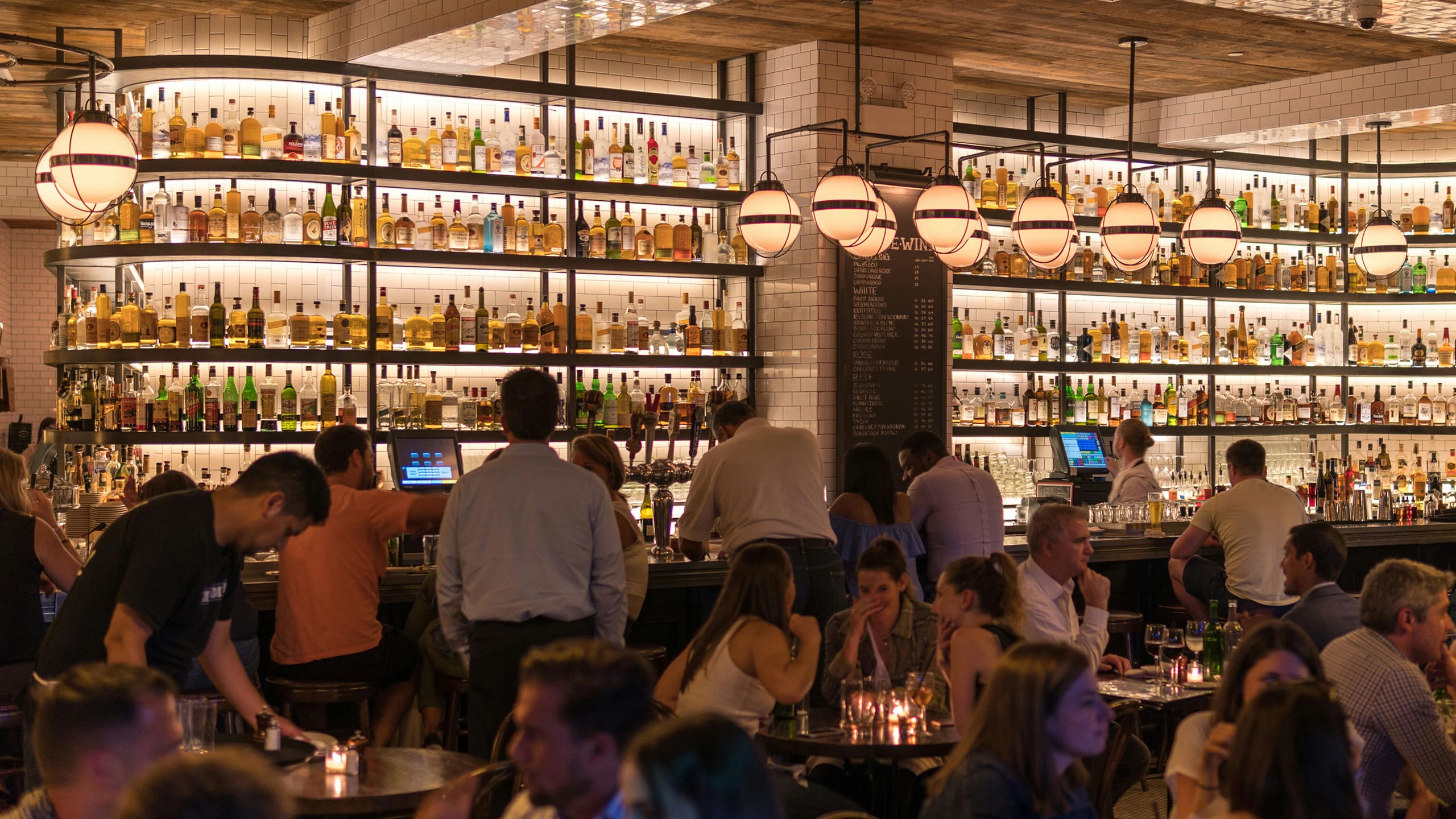 Charlotte casual dining spots