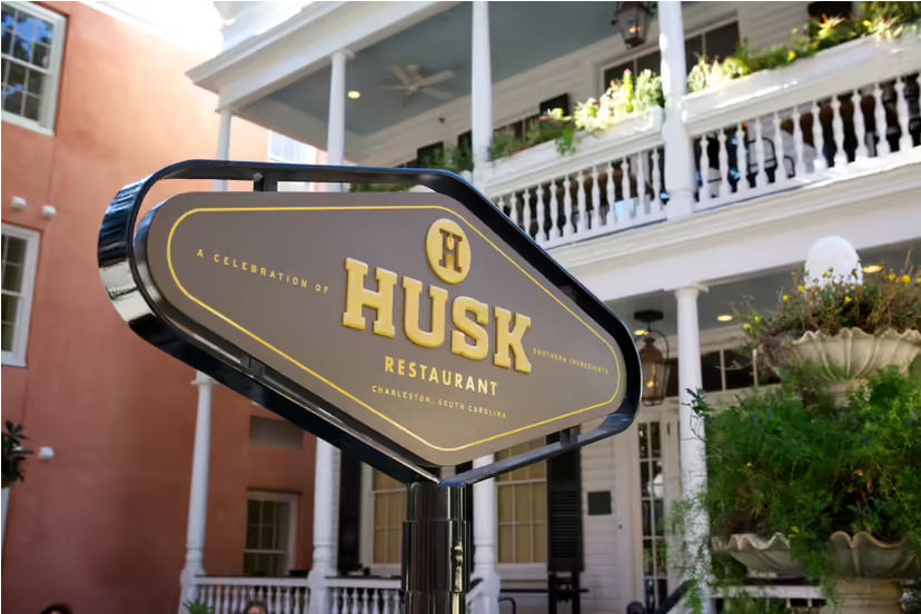Coastal-inspired dining in Charleston, SC