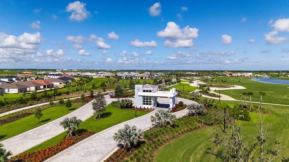 Entry Feature with Manned Guardhouse | Astor Creek Golf & Country Club
