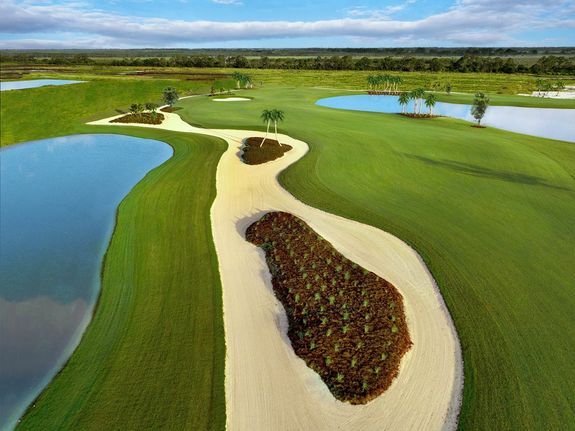 Hole 11 | Approach | Astor Creek Golf & Country Club 