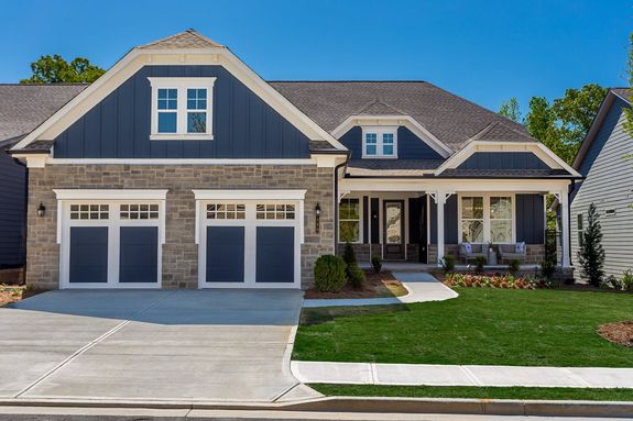 poplar model exterior with covered entry