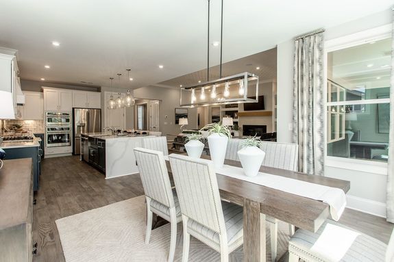 poplar model home dining