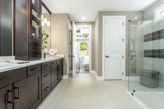 Cedar Model Owner's Bath