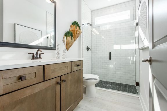 Fir Model Secondary Bath