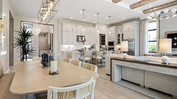 Lila Model | Dining
