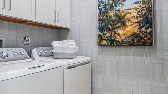 Lila Model | Laundry Room