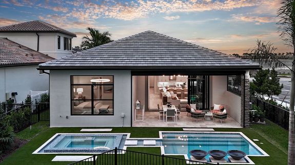Lila Model | Rear Elevation