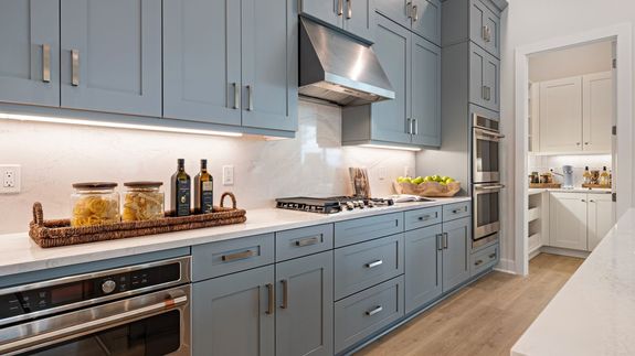 Madison Model | Island Kitchen