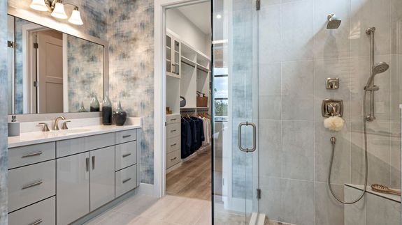 Madison Model | Owner's Bath