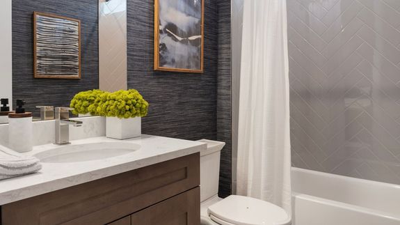 Madison Model | Secondary Bath