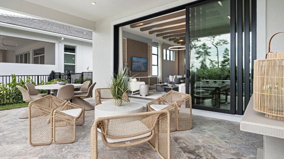Madison Model | Lanai