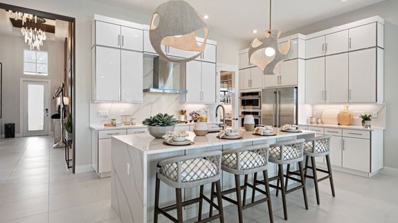 Paige Model | Island Kitchen