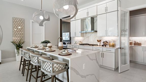 Paige Model | Island Kitchen