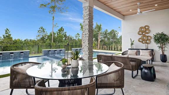 Sydney Model | Lanai to Pool