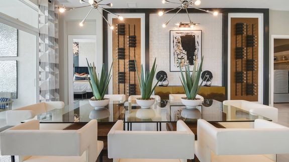 Paige Model | Dining