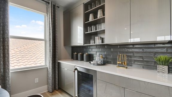 Paige Model | Bonus Room