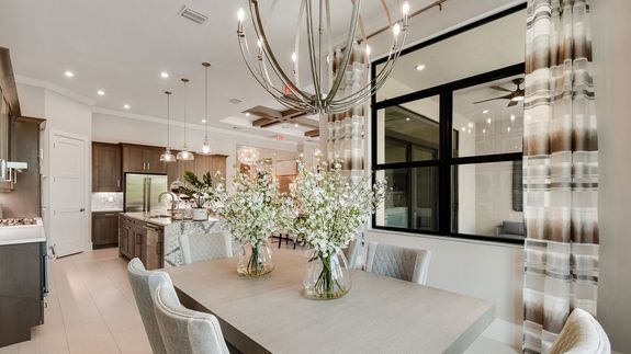 Riley Model | Dining Area