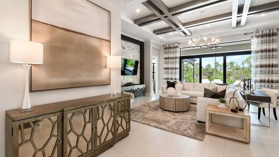 Riley Model | Foyer