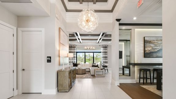 Riley Model | Foyer