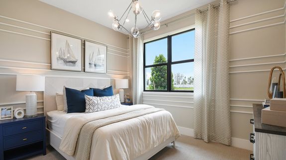 Julia Model | Secondary Bedroom